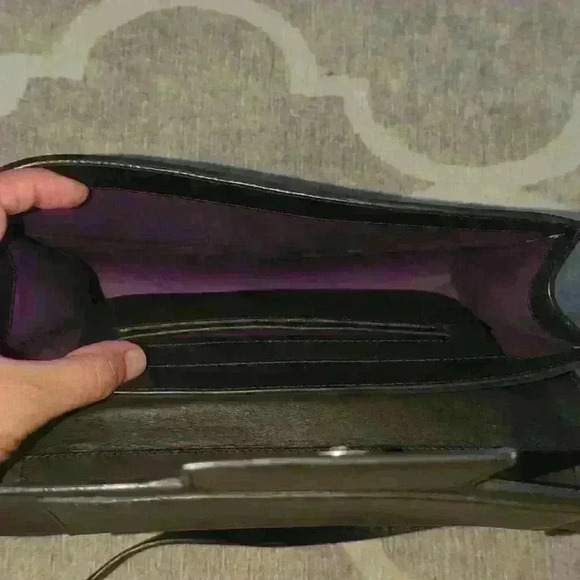 NWT Black Leather Crossbody Purse - Palm Leaf Applique made of Mayan Palms - Picture 9 of 10